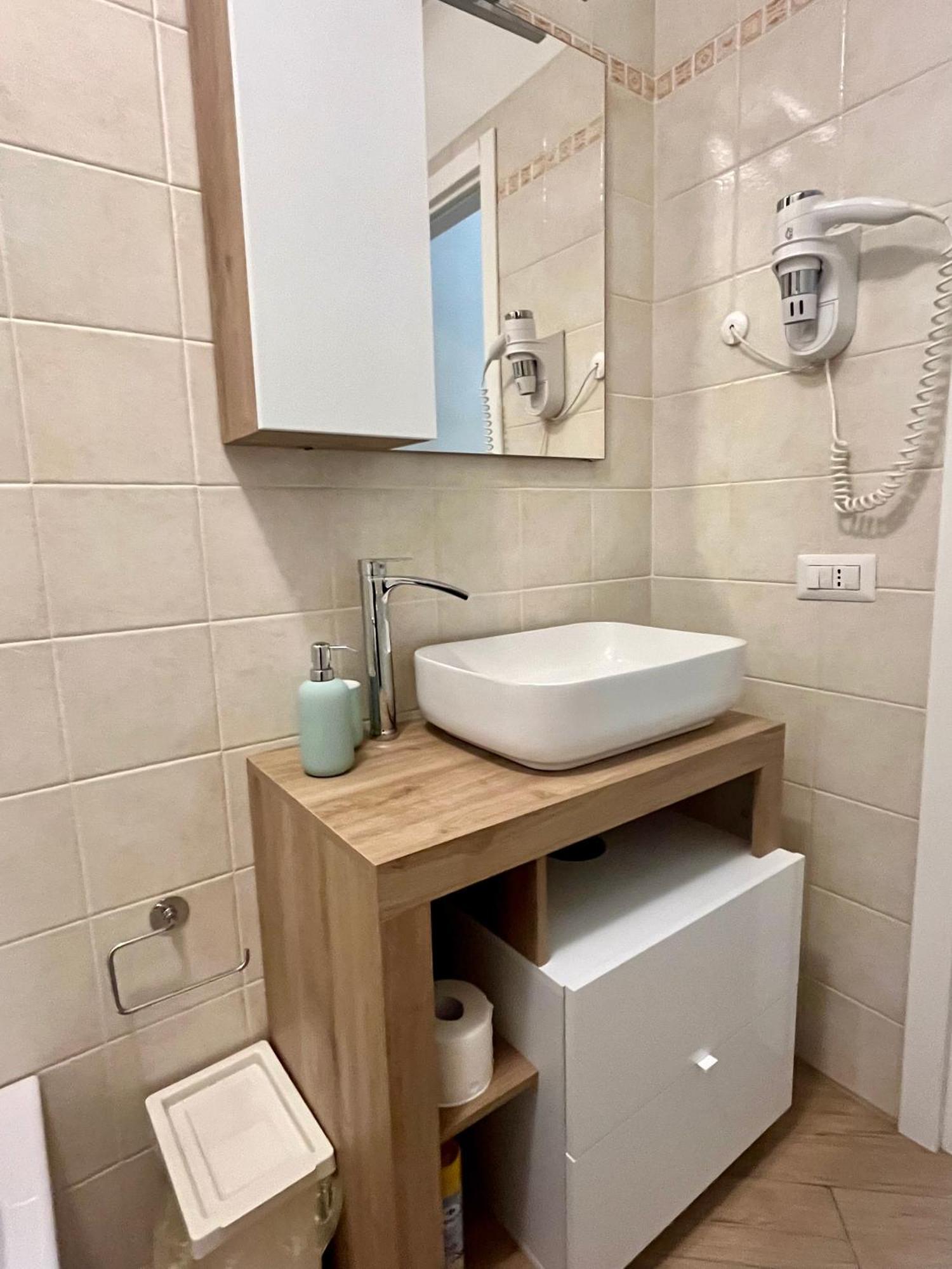 Vicolo Corto Casa Sissi Apartment Рапало Екстериор снимка
